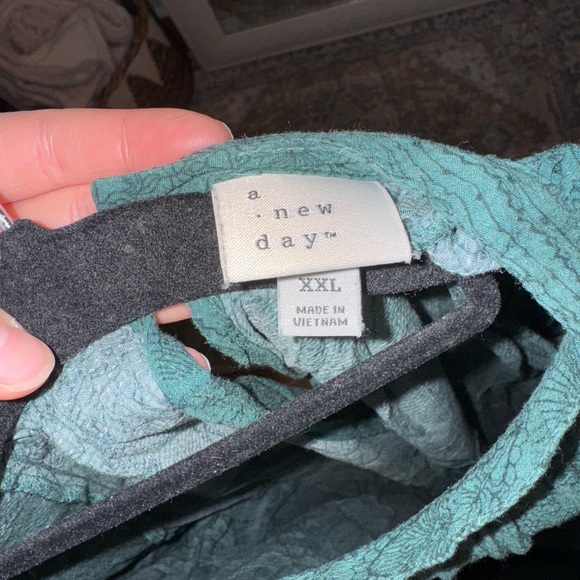 A New Day Green Pleated Tiered Long Sleeve Sundress - Picture 4 of 4